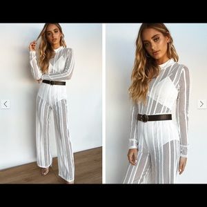 Time for champagne white jumpsuit 🌟